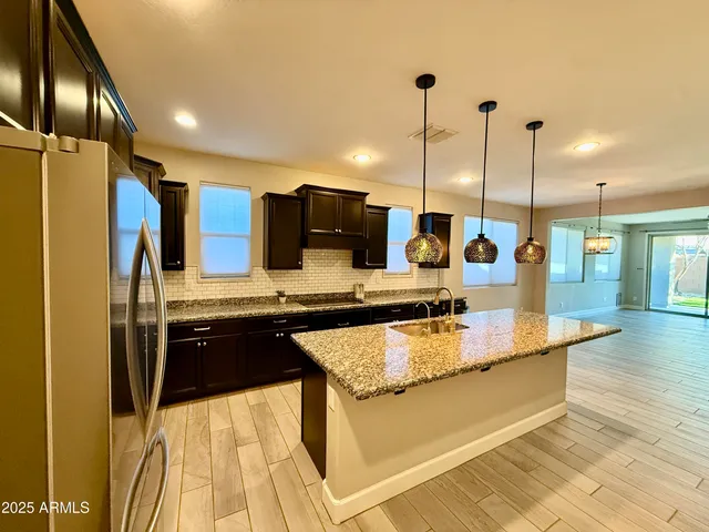 $2,500 | 10519 East Corbin Avenue, Mesa, AZ 85212