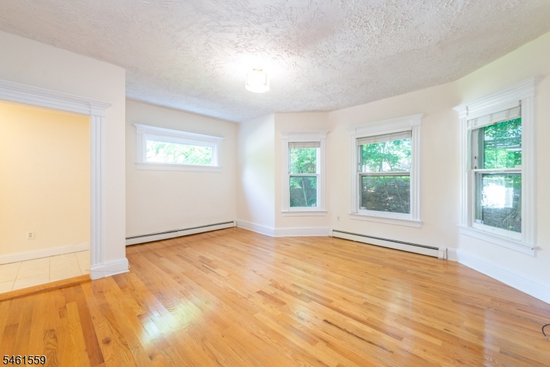 16 Llewellyn Road, Unit 1 Montclair, NJ 07042 - Photo 4 of 21 Gallery Image 4