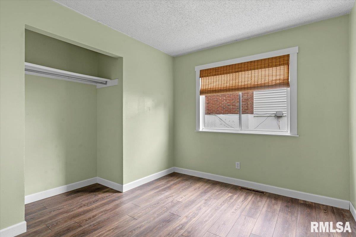 2936 Flowerbrook Court Springfield, IL 62702 - Photo 19 of 31