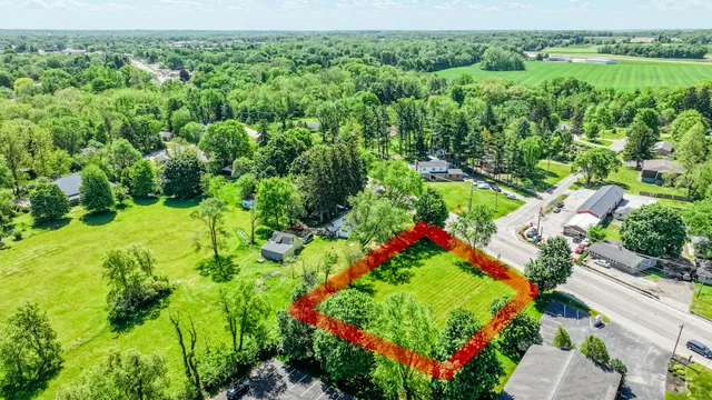 $120,000 | 8759 Highway 31, Berrien Springs, MI 49103