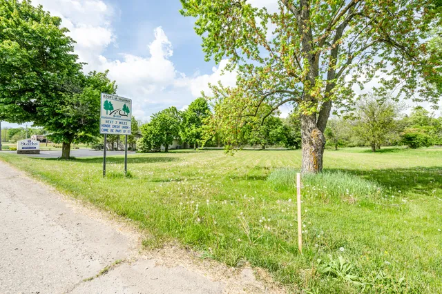 $120,000 | 8759 Highway 31, Berrien Springs, MI 49103