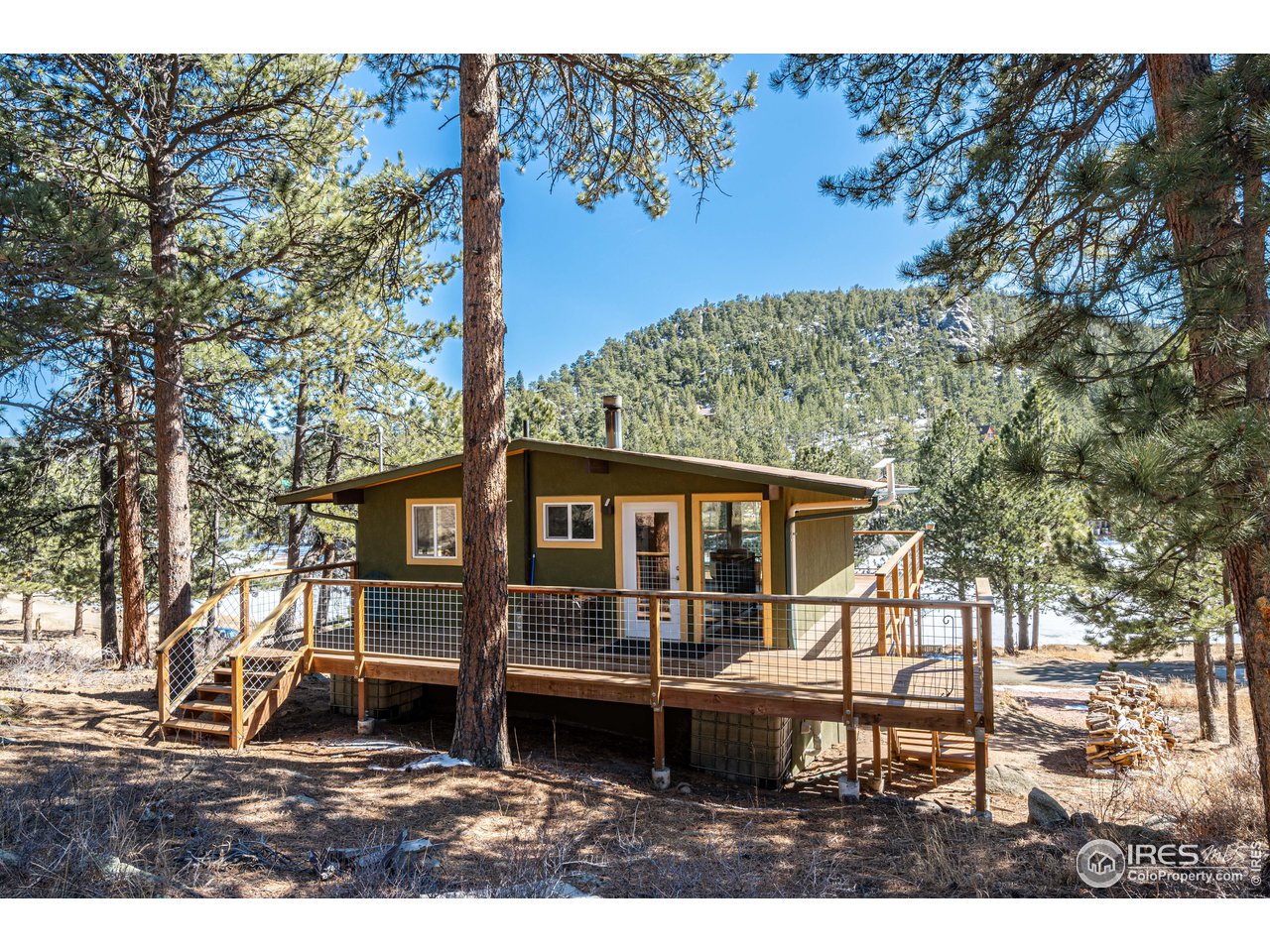 245 Hemlock Drive Lyons, CO 80540 - Photo 2 of 34