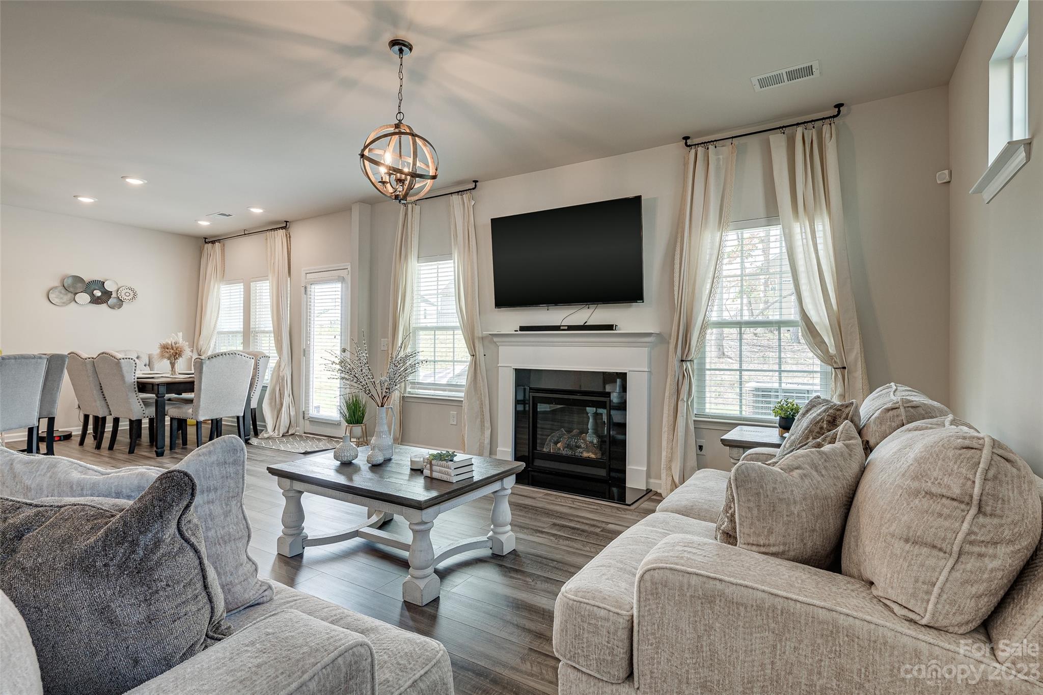 15113 Lake Ridge Road Charlotte, NC 28278 - Photo 6 of 48 Gallery Image 6