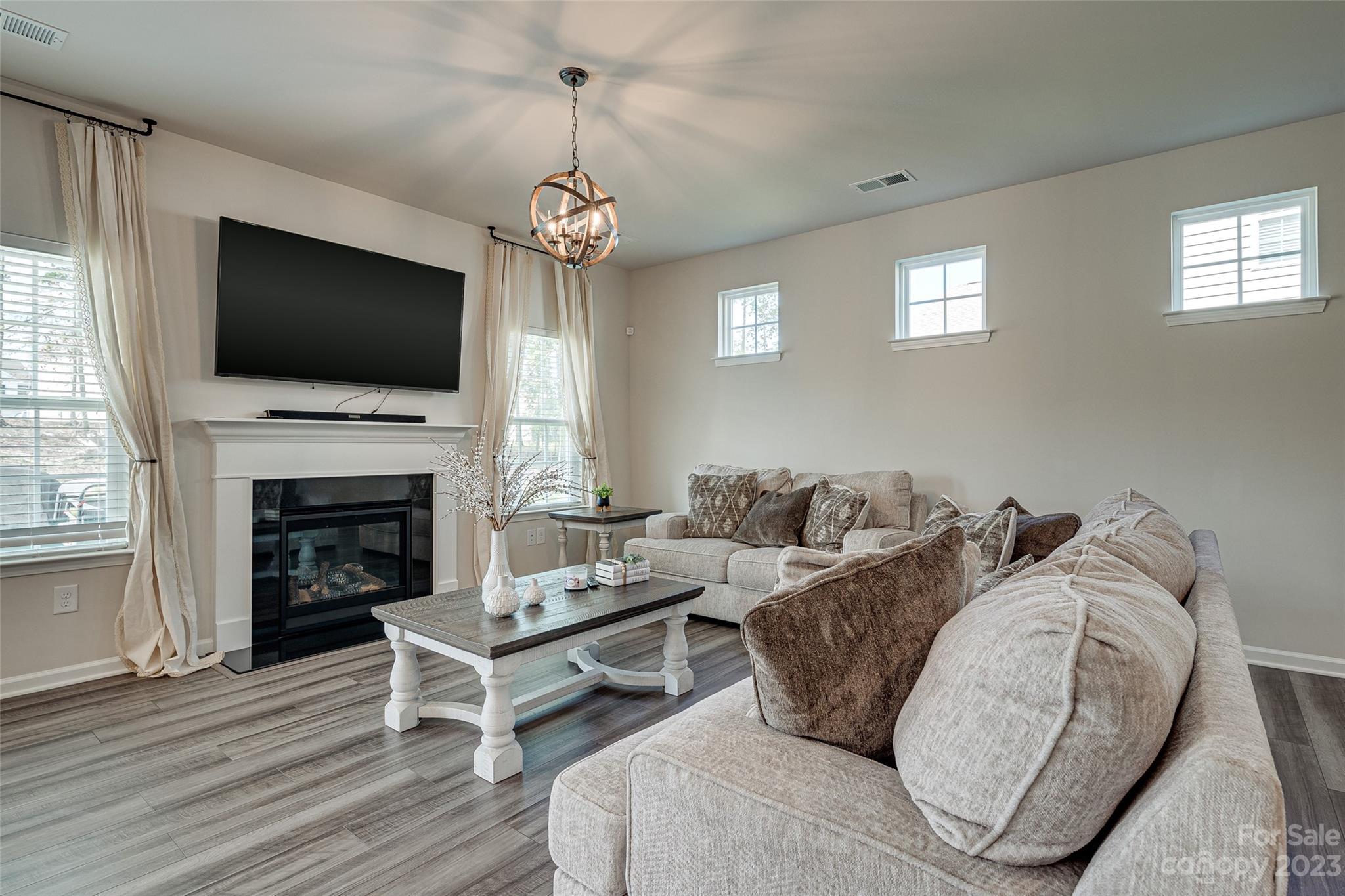 15113 Lake Ridge Road Charlotte, NC 28278 - Photo 8 of 48 Gallery Image 8