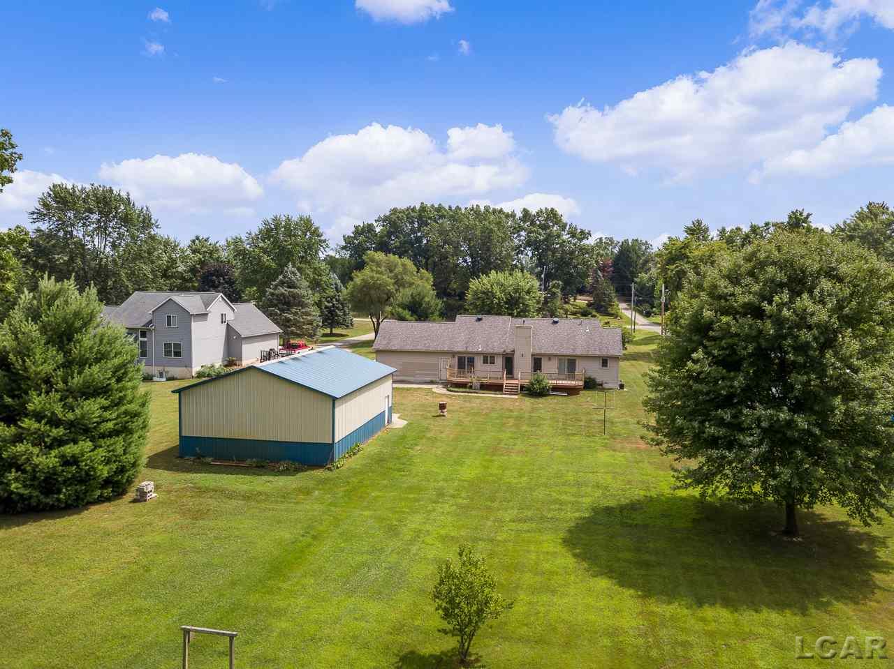 2692 East Carleton Road Adrian, MI 49221 - Photo 4 of 41