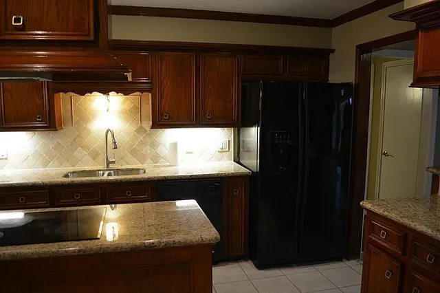 $2,300 | 20306 Laurel Lock Drive, Katy, TX 77450