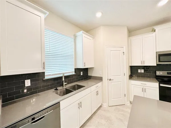 $2,980 | 11823 Charades Street, Orlando, FL 32832