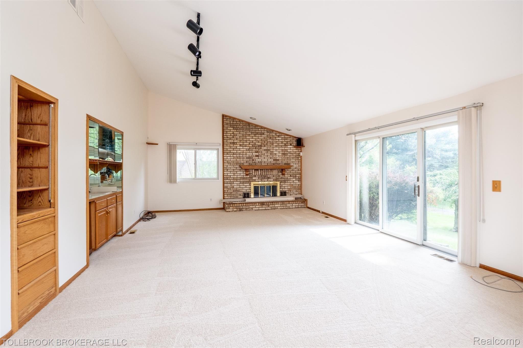 856 Lion Street Rochester, MI 48307 - Photo 20 of 39 856 Lion-20.jpg