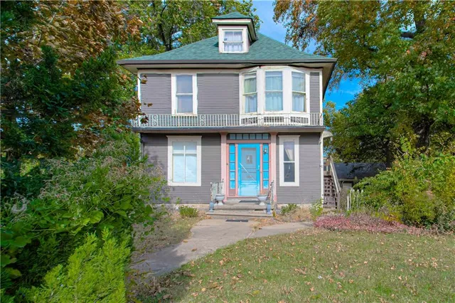 $168,000 | 10702 East Winner Road, Independence, MO 64052