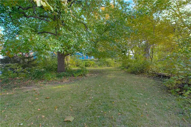 $168,000 | 10702 East Winner Road, Independence, MO 64052