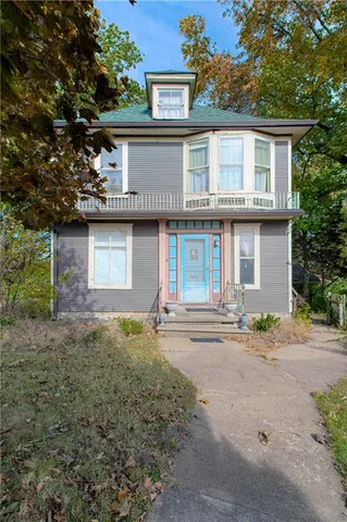 $168,000 | 10702 East Winner Road, Independence, MO 64052