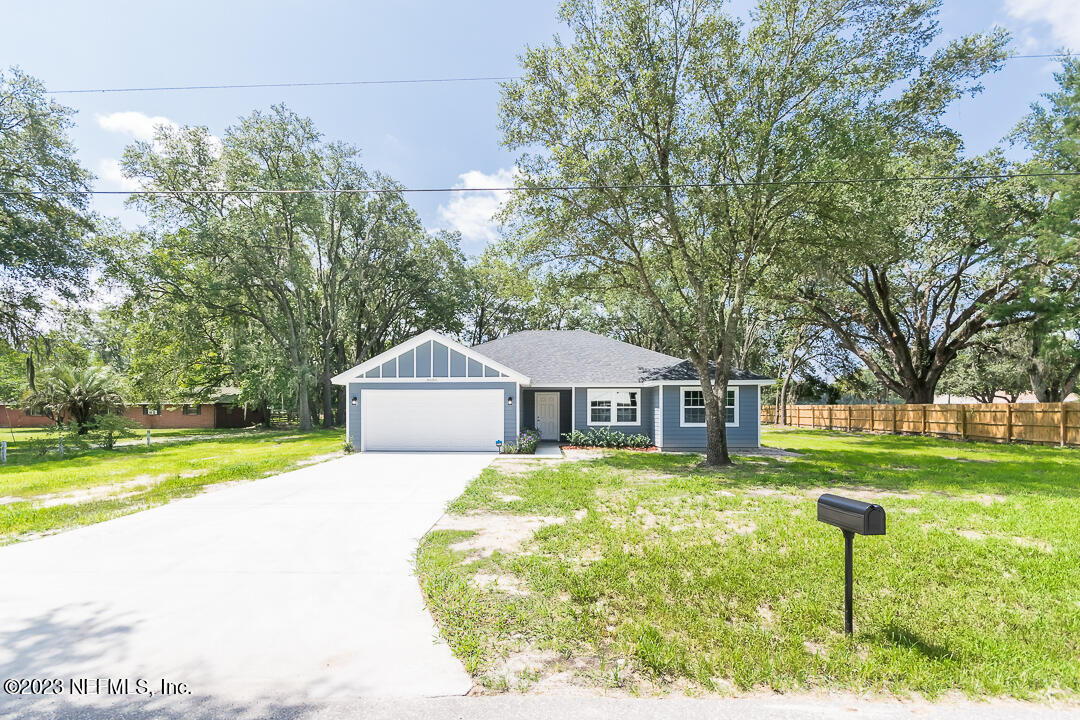 8680 Hipps Road Jacksonville, FL 32244 - Photo 2 of 30 003