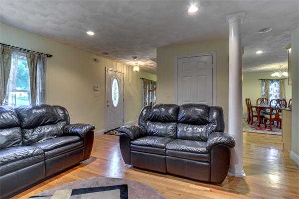 26 Myopia Road Stoneham, MA 02180 - Photo 9 of 30 Gallery Image 9