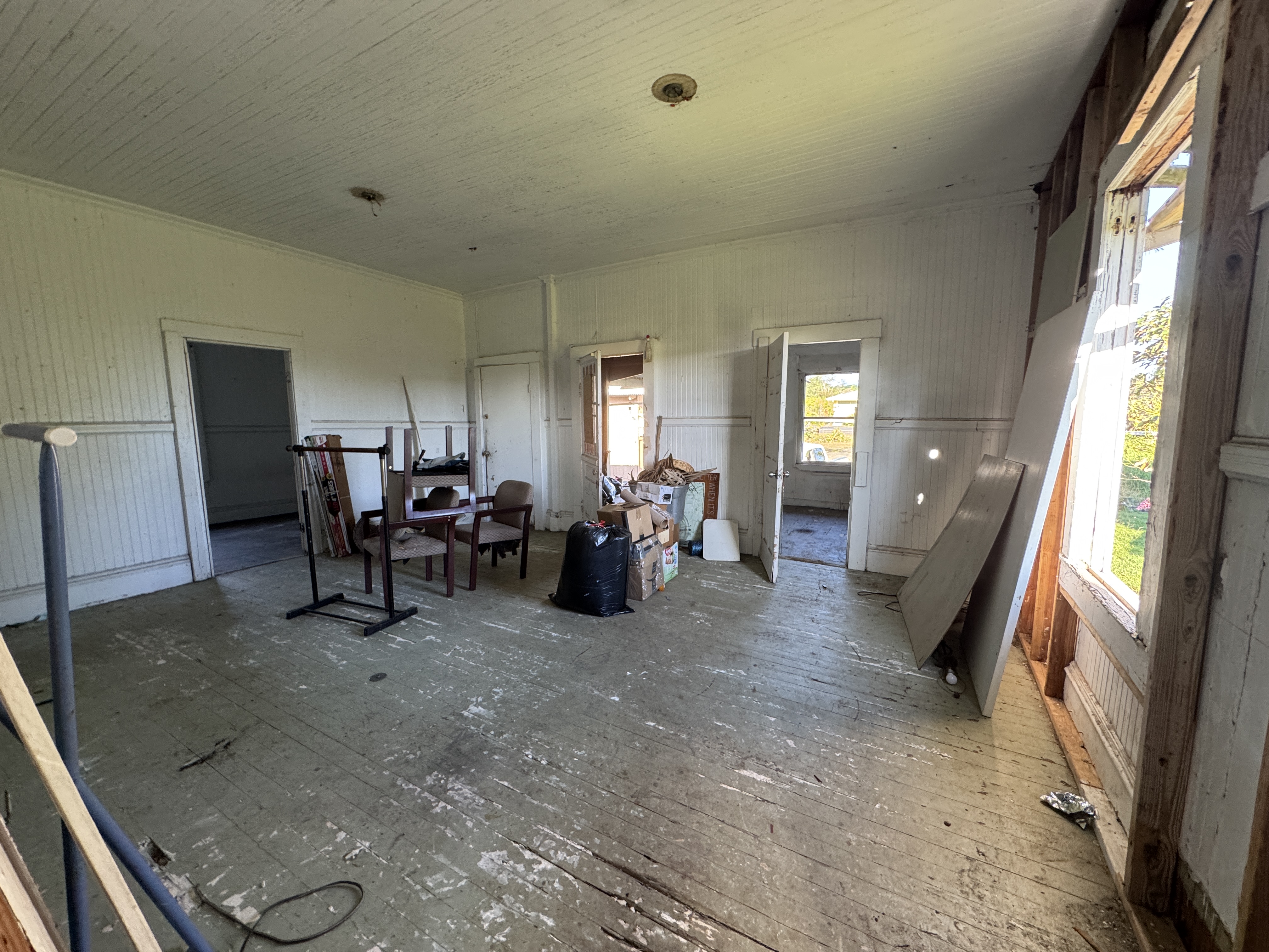 18-1253 Volcano Road Mountain View, HI 96771 - Photo 15 of 23 a view of a livingroom with furniture and a window