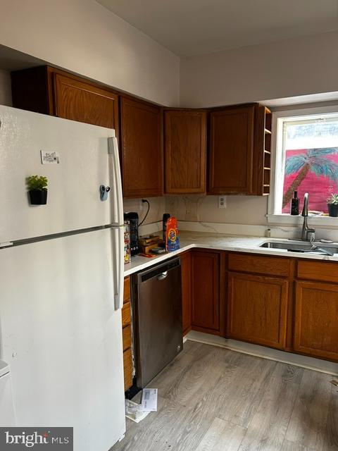 2014 Sansom Street, Unit B Philadelphia, PA 19103 - Photo 4 of 6