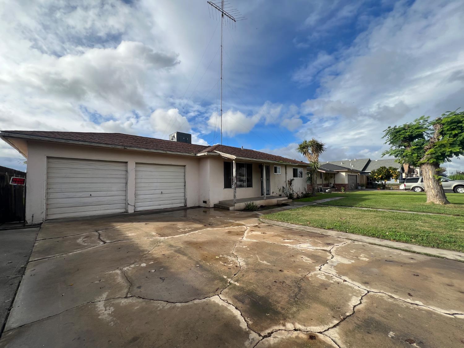 6237 Claus Road Riverbank, CA 95367 - Photo 1 of 1 Gallery Image 1