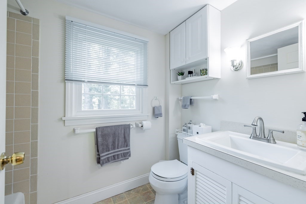 153 Chapin Road Hampden, MA 01036 - Photo 14 of 19