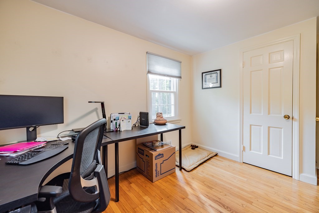 153 Chapin Road Hampden, MA 01036 - Photo 8 of 19