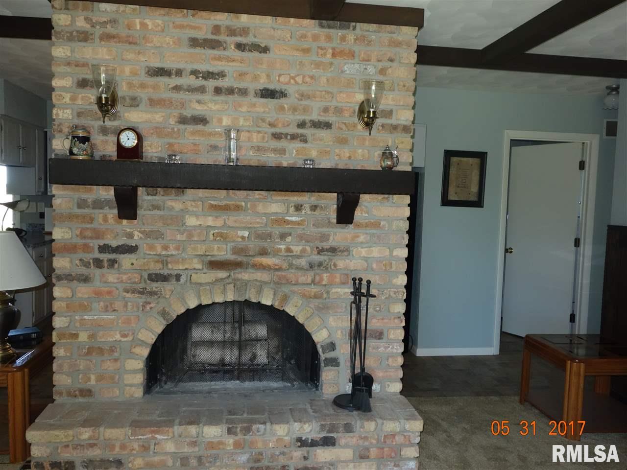 23064 East Park Road Farmington, IL 61531 - Photo 11 of 20
