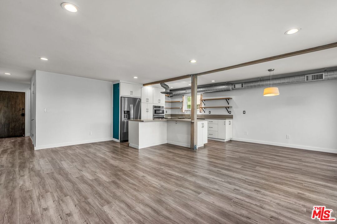 164 63rd Avenue, Unit 2A Playa del Rey, CA 90293 - Photo 11 of 33