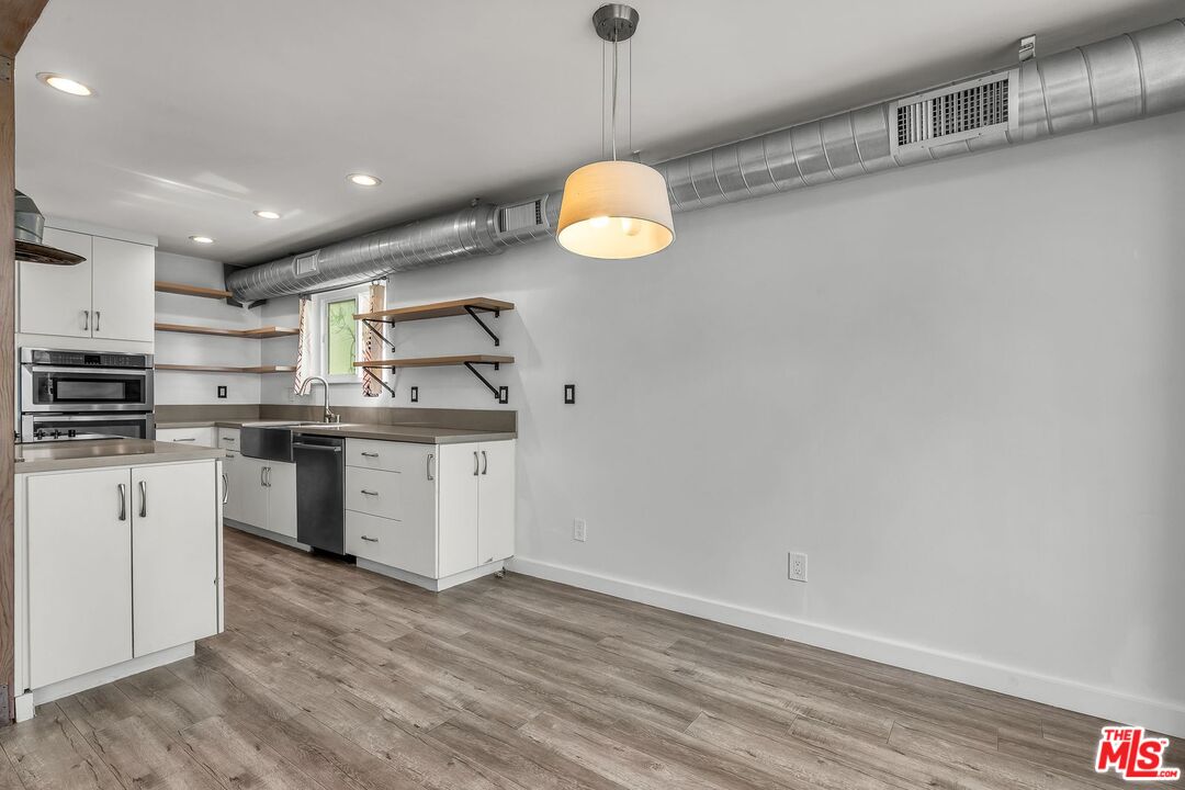 164 63rd Avenue, Unit 2A Playa del Rey, CA 90293 - Photo 12 of 33