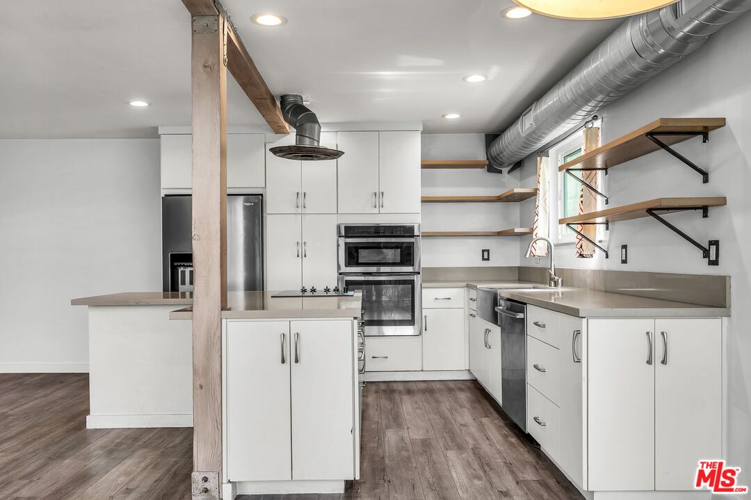 164 63rd Avenue, Unit 2A Playa del Rey, CA 90293 - Photo 15 of 33