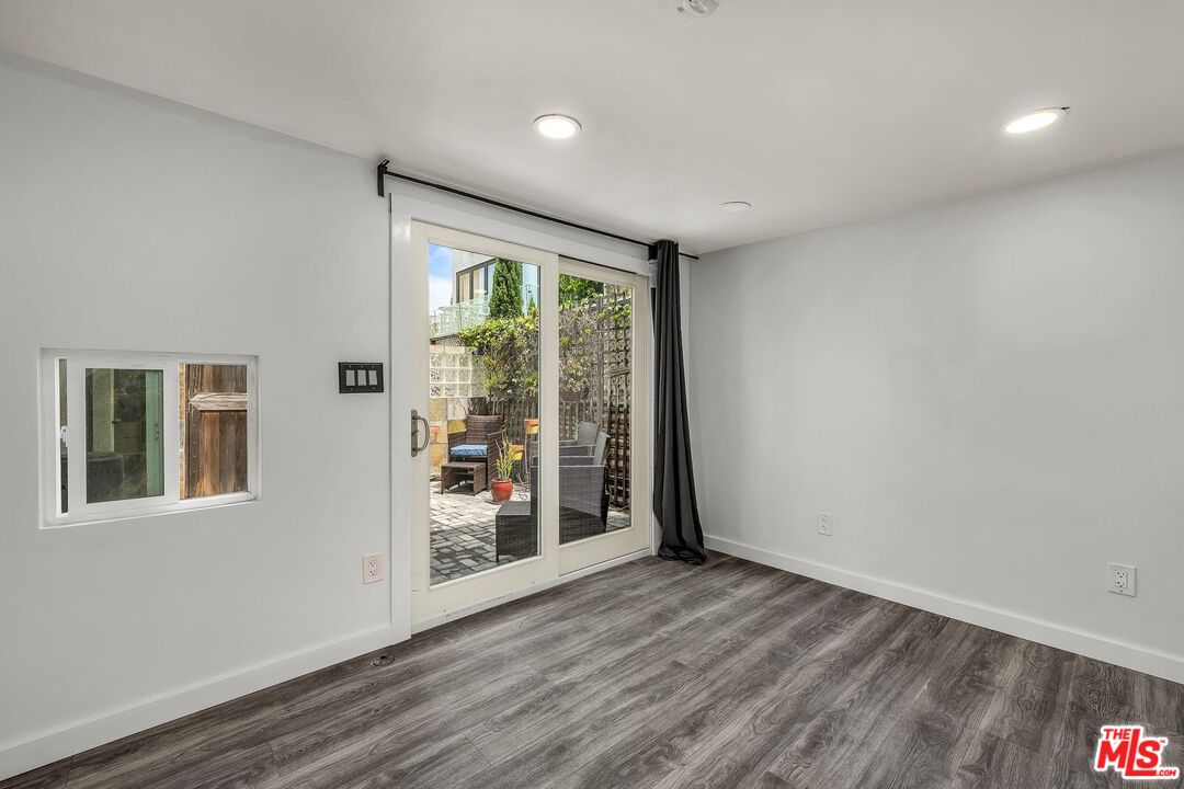 164 63rd Avenue, Unit 2A Playa del Rey, CA 90293 - Photo 24 of 33