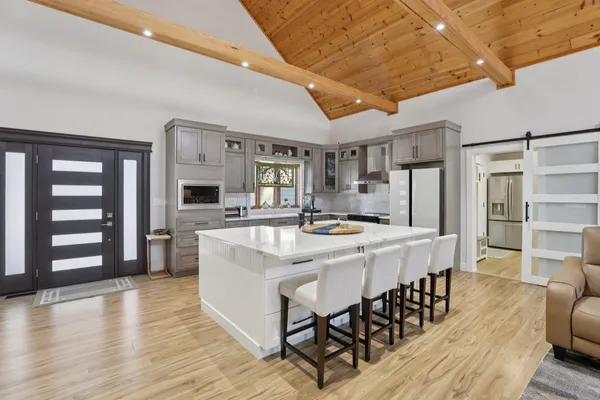 $1,390,000 | S1462 Indian Trail Parkway, Baraboo, WI 53913