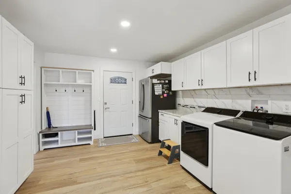 $1,390,000 | S1462 Indian Trail Parkway, Baraboo, WI 53913