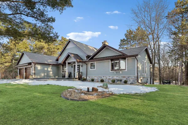 $1,390,000 | S1462 Indian Trail Parkway, Baraboo, WI 53913