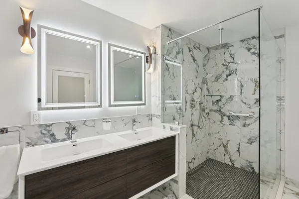 $1,390,000 | S1462 Indian Trail Parkway, Baraboo, WI 53913