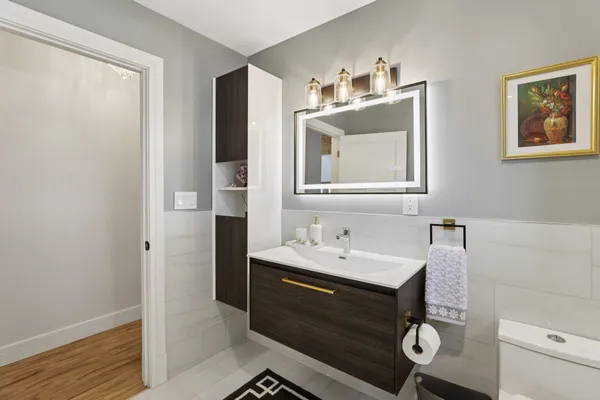 $1,390,000 | S1462 Indian Trail Parkway, Baraboo, WI 53913