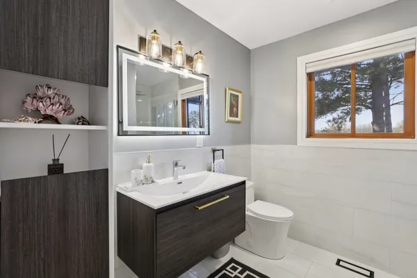 $1,390,000 | S1462 Indian Trail Parkway, Baraboo, WI 53913