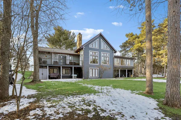 $1,390,000 | S1462 Indian Trail Parkway, Baraboo, WI 53913