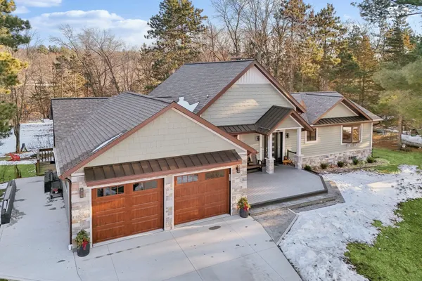 $1,390,000 | S1462 Indian Trail Parkway, Baraboo, WI 53913