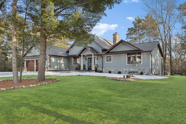 $1,390,000 | S1462 Indian Trail Parkway, Baraboo, WI 53913