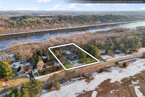 $1,390,000 | S1462 Indian Trail Parkway, Baraboo, WI 53913