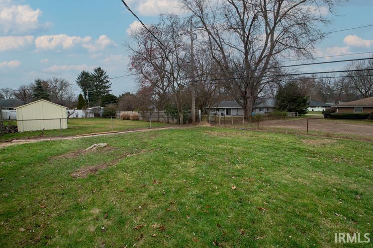 17325 Cleveland Road South Bend, IN 46635 - Photo 33 of 35
