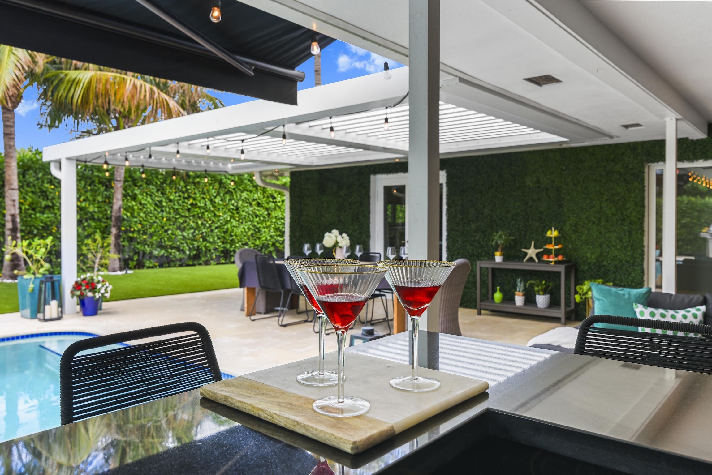 3481 Northeast 31st Avenue Lighthouse Point, FL 33064 - Photo 29 of 33 a outdoor space with furniture