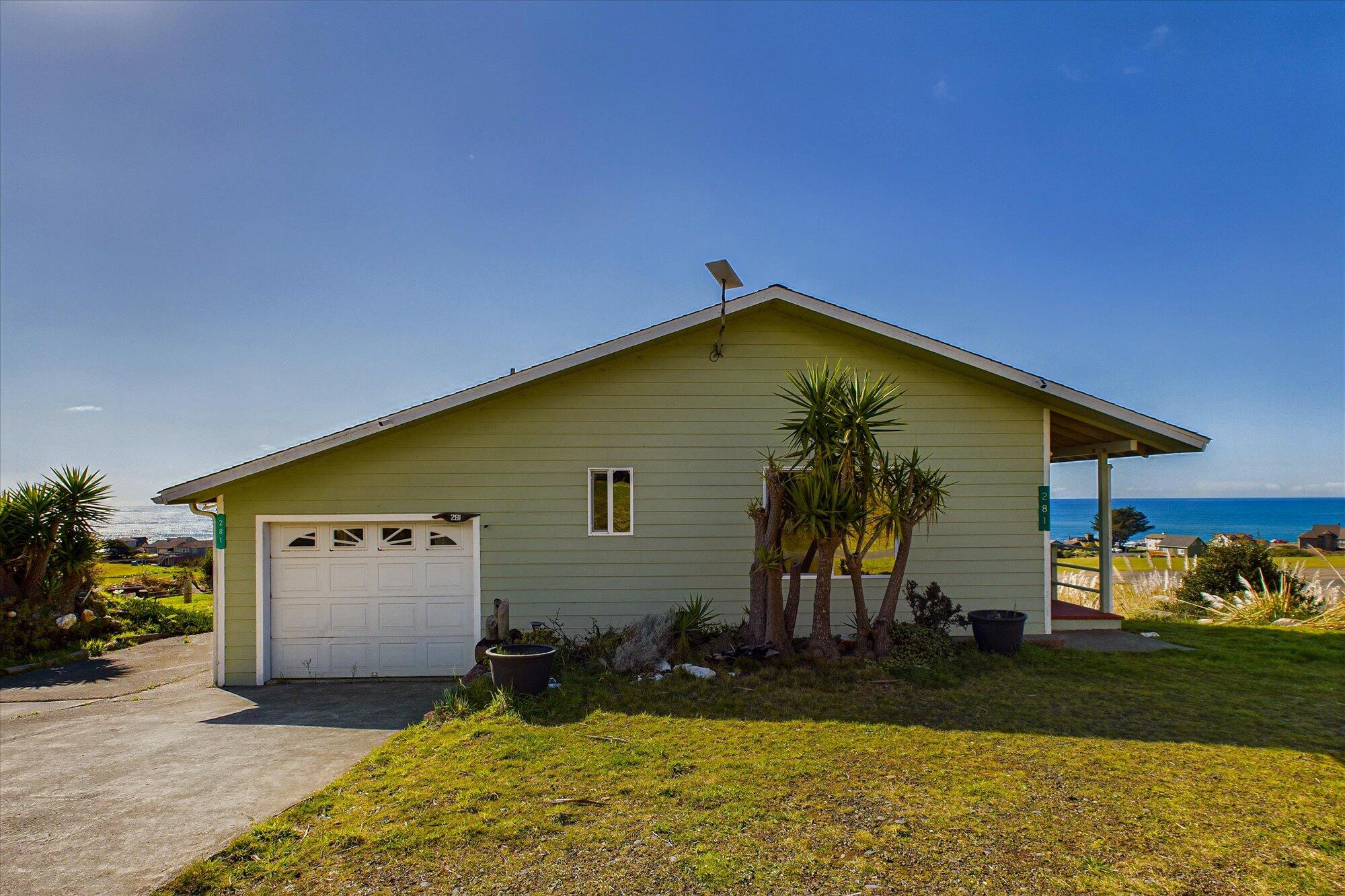 281 Sea View Road Shelter Cove, CA 95589 - Photo 11 of 63 08-281 Sea View-108