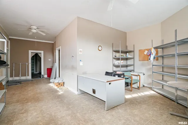 $100,000 | 1365 1/2 13th Avenue, East Moline, IL 61244