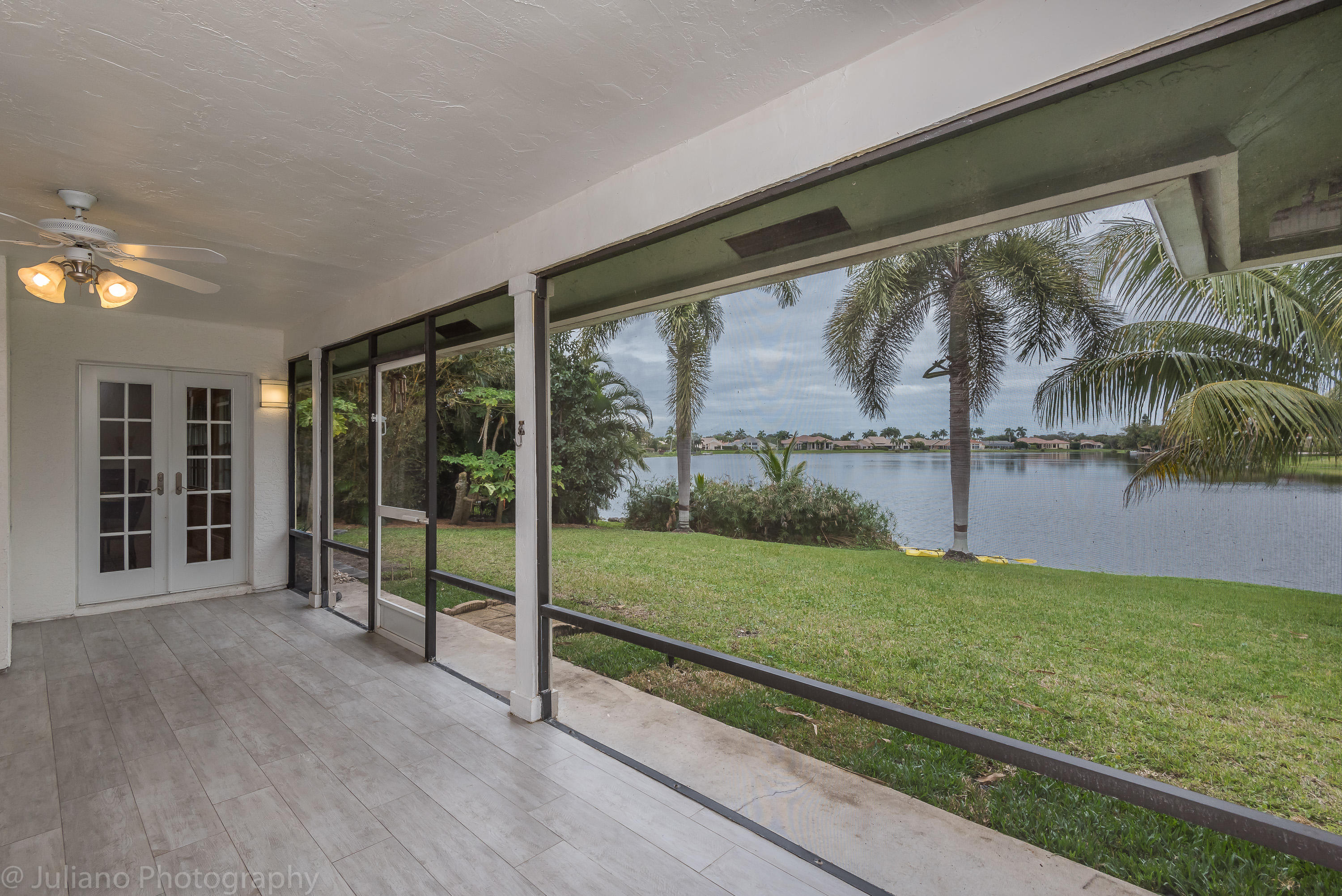 17593 Lake Park Road Boca Raton, FL 33487 - Photo 16 of 46 17593-26