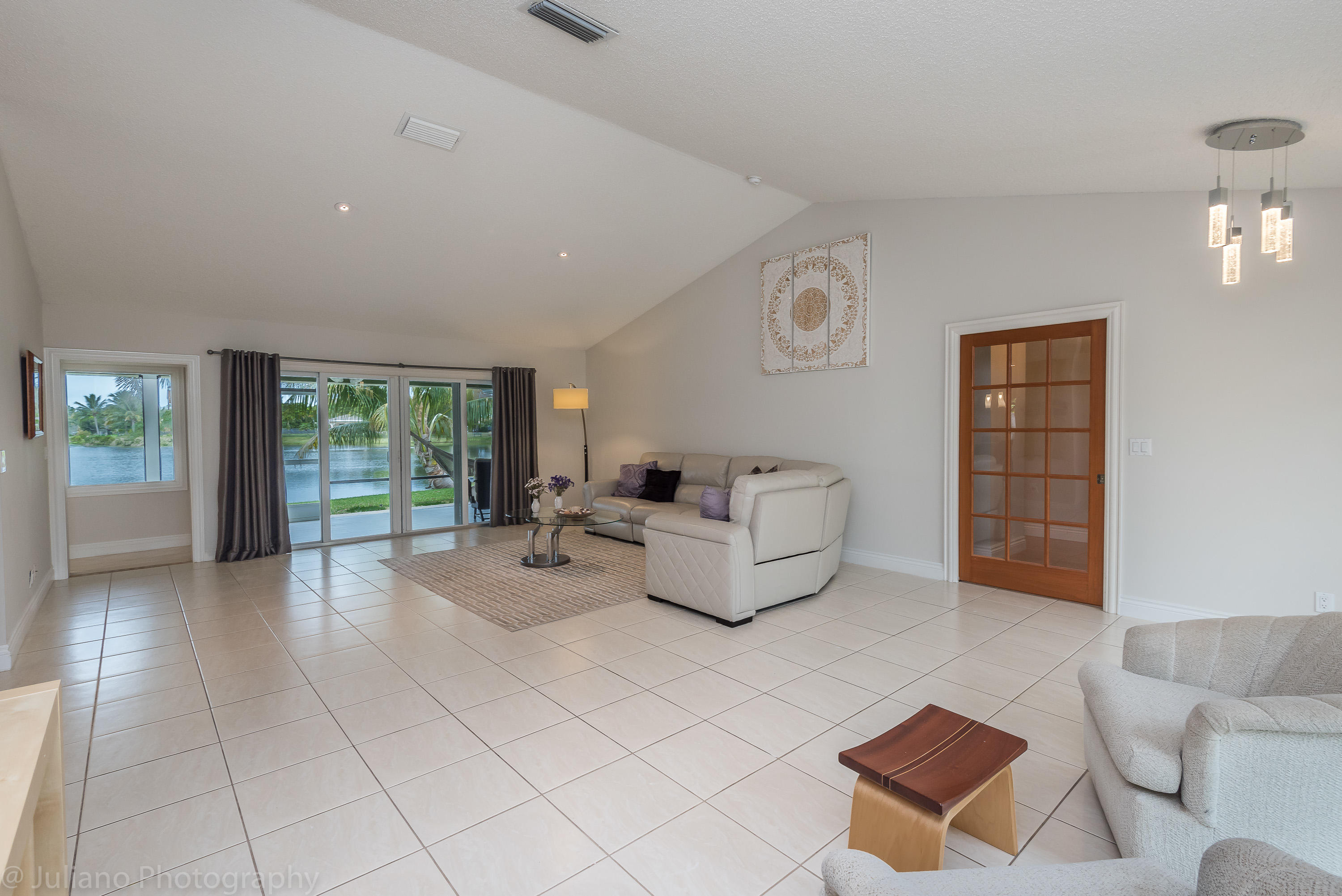 17593 Lake Park Road Boca Raton, FL 33487 - Photo 5 of 46 17593-23