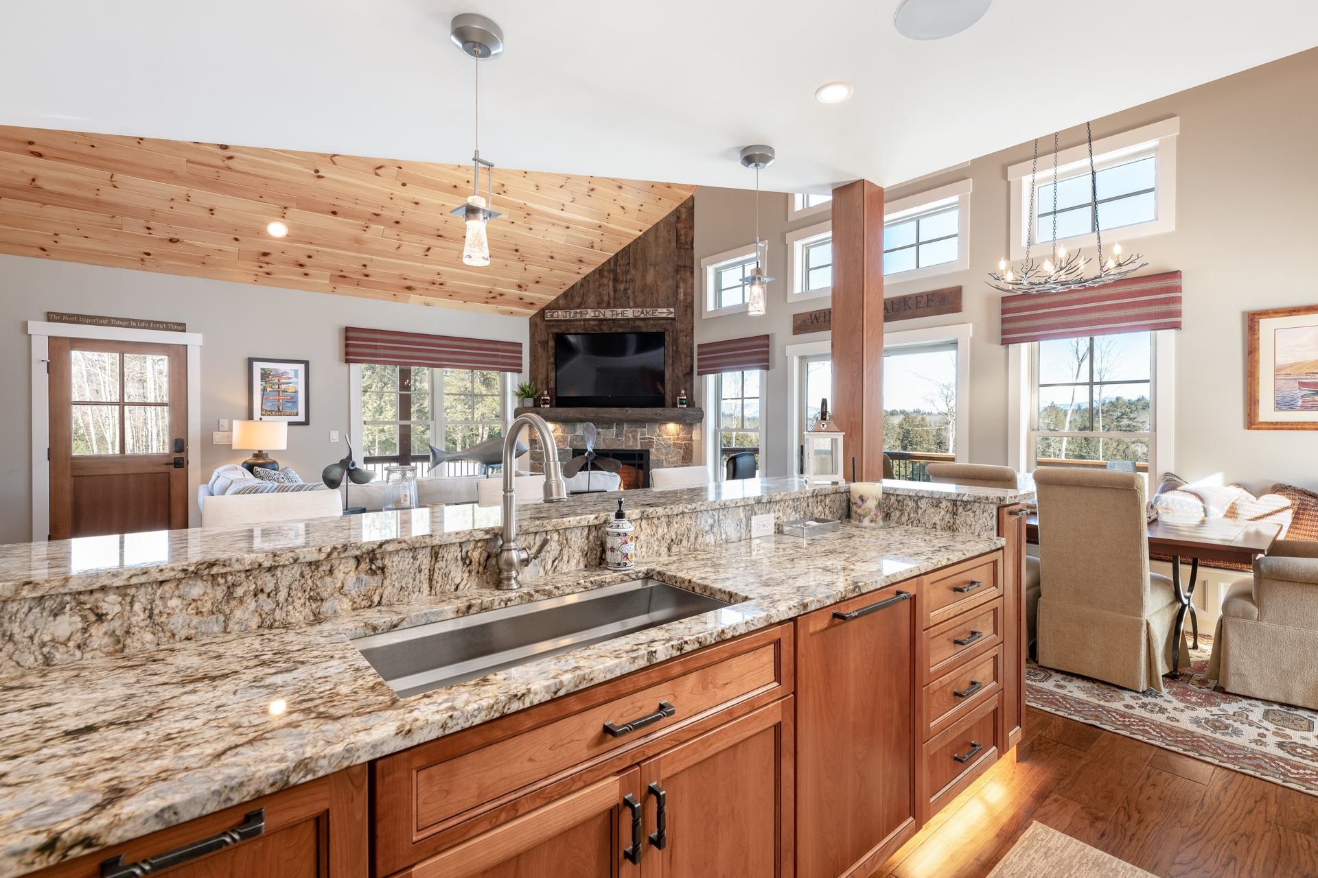 110 Glidden Road, Unit 8 003 Gilford, NH 03249 - Photo 12 of 40 Gallery Image 12