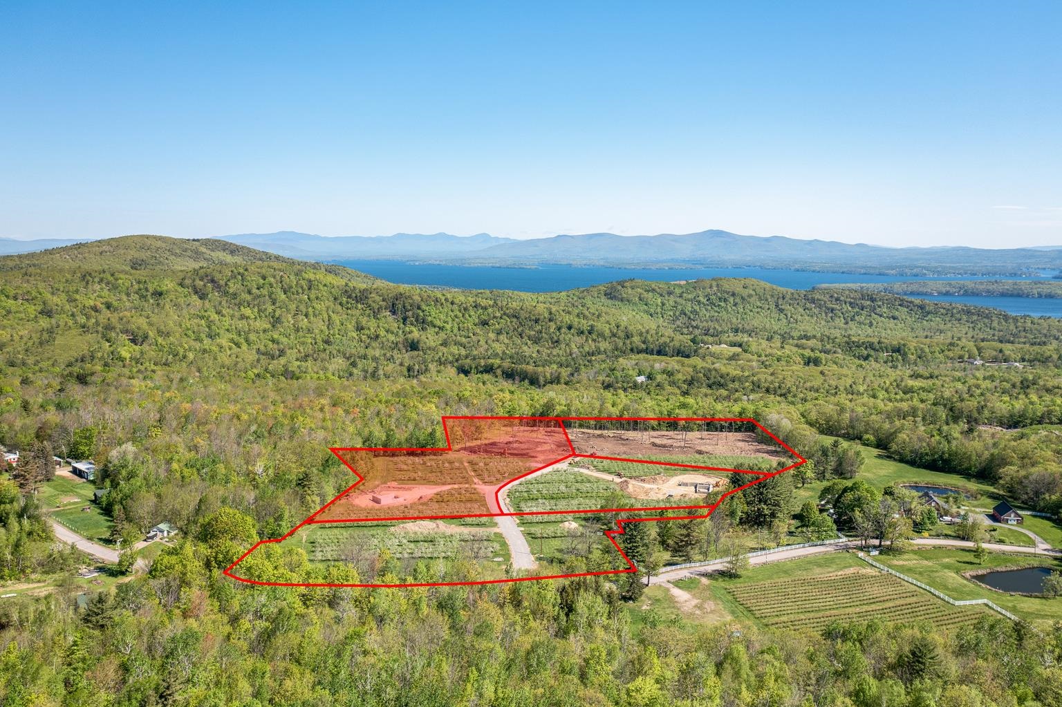 110 Glidden Road, Unit 8 003 Gilford, NH 03249 - Photo 3 of 40 Gallery Image 3