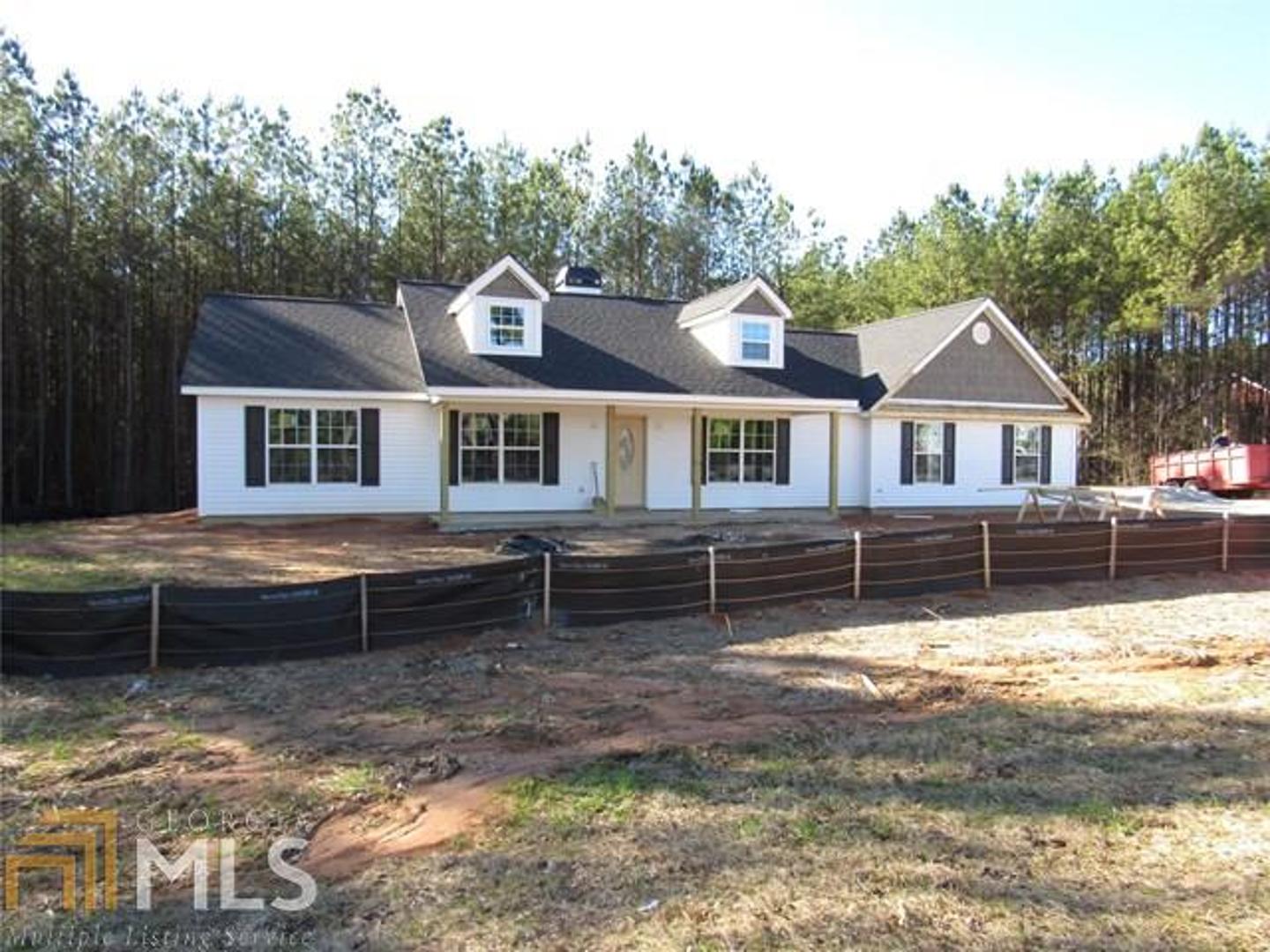 256 Strong Road Newnan, GA 30263 - Photo 1 of 1