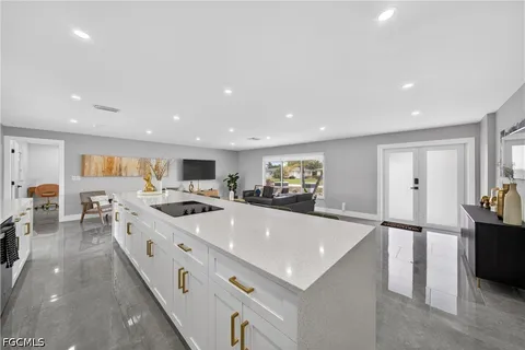 $625,000 | 1741 Southeast 29th Lane, Cape Coral, FL 33904