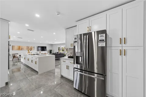 $625,000 | 1741 Southeast 29th Lane, Cape Coral, FL 33904