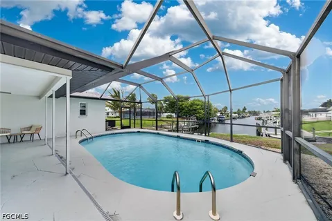 $625,000 | 1741 Southeast 29th Lane, Cape Coral, FL 33904