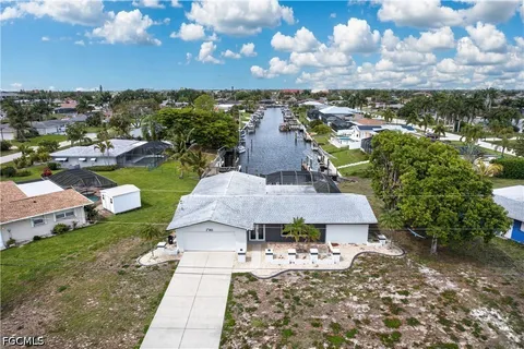$625,000 | 1741 Southeast 29th Lane, Cape Coral, FL 33904